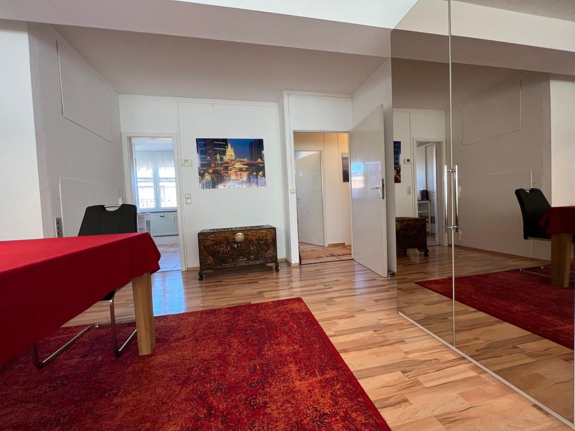 Haus Pia Executive Apartments Friedrichshafen Zimmer foto