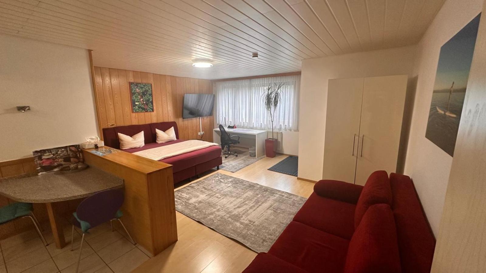 Haus Pia Executive Apartments Friedrichshafen Zimmer foto