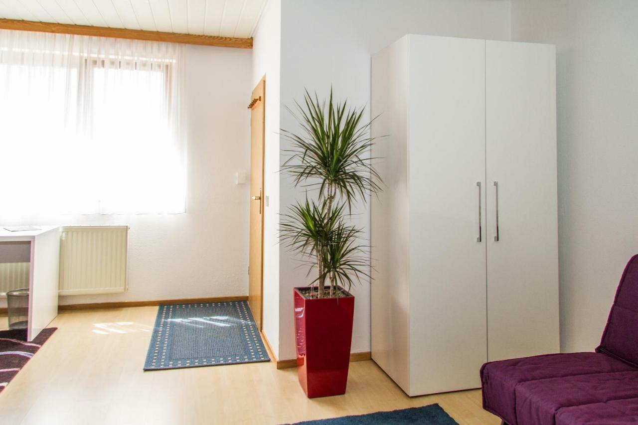 Haus Pia Executive Apartments Friedrichshafen Exterior foto